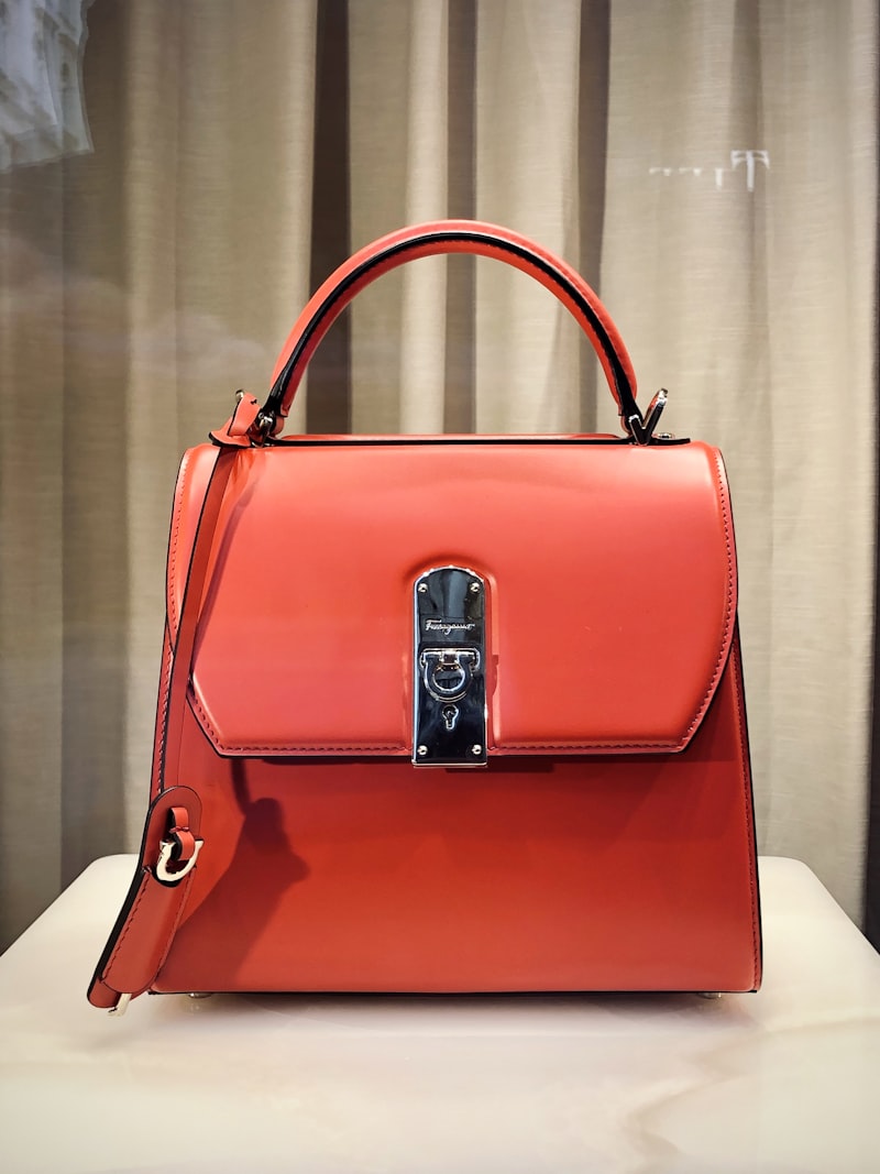 Hideaway Leather Tote (Women's)